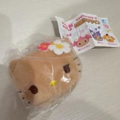 サンリオ 日焼けデザイン　リンリン鈴ぬいぐるみ ハローキティのサムネイル