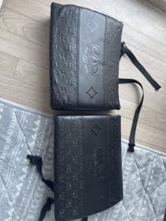 ギャルソン　クッションのサムネイル