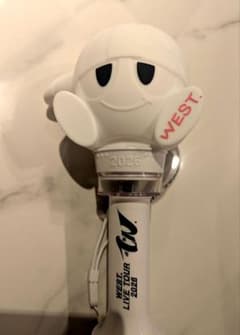 WEST. LIVE TOUR 2026 唯一無二ペンライトのサムネイル
