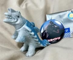 復刻ブルマァク ミニ 怪獣シリーズ 怪獣ブラインド缶バッジ スカイドン