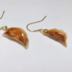 ミニチュア手作り焼き餃子☆　ピアス　イヤリング　No.2のサムネイル