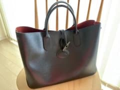 美品 Longchamp トートバッグ ブラック オレンジ オールレザー A4可 美品 Longchamp トートバッグ ブラック オレンジ オールレザー A4可