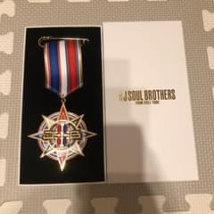 三代目ライブグッズ　ブローチのサムネイル