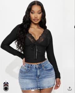 FASHION NOVA 長袖 レース トップス ブラックのサムネイル