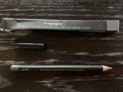 M・A・C  アイペンシル　新品未使用のサムネイル