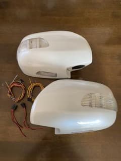ハイエース200系ドアミラーカバーのサムネイル