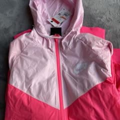 NIKE ウィンドブレーカーのサムネイル