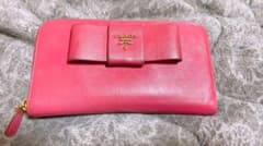 PRADA プラダ 長財布のサムネイル