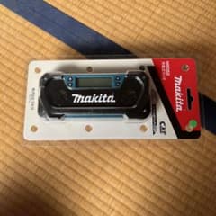 makita MR052 充電式ラジオのサムネイル