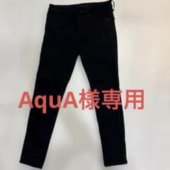 UNIQLO レディース ブラック スキニーパンツのサムネイル