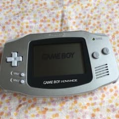 ゲームボーイアドバンス 本体のサムネイル