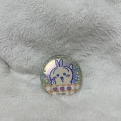 ちいかわ うさぎ 缶バッジのサムネイル