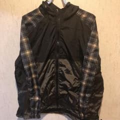 チチカカ  マウンテンパーカーのサムネイル