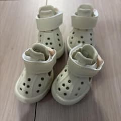 美品　 犬用 サンダル 4個セット ベージュ 2号のサムネイル