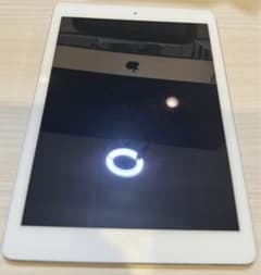 【引越しのため値下げ中】iPad Air 128GB シルバーのサムネイル