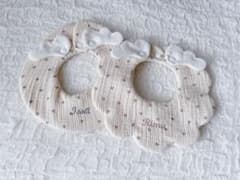 Heart bib♡天使の羽スタイ 名前刺繍 オーダーメイドのサムネイル