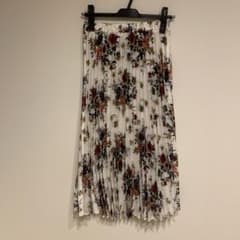 shein 花柄プリーツスカートのサムネイル