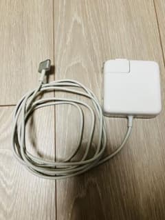 Apple 45W MagSafe 2 電源アダプタのサムネイル