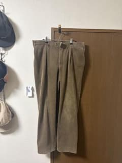 ブラウン コーデュロイ ストレートパンツのサムネイル