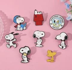 スヌーピー ピンバッジ 8個セットのサムネイル