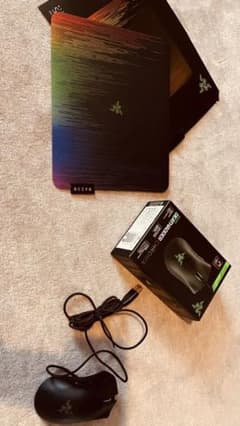 RAZER DEATH ADDER CHROMA&マウスパッドのサムネイル
