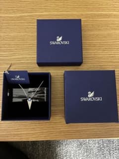 SWAROVSKI ネックレス トライアングル クリスタルのサムネイル