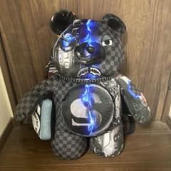 sprayground リミテッドエディション クマ型リュックのサムネイル