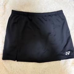 美品 YONEX ヨネックス スコート O 黒 ブラックのサムネイル