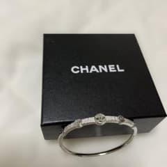 CHANEL ノベルティシルバーバングルのサムネイル