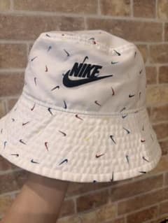 Nike カラフルスプラッシュバケットハットのサムネイル