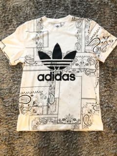 adidas originalsペイズリーTシャツのサムネイル