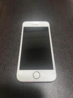 iPhone SEのサムネイル