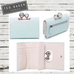 お値下げ中❤️TED BAKER ❣️人気色折り財布のサムネイル