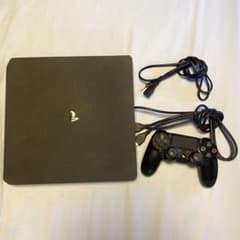 PlayStation®4 ジェット・ブラック 500GB CUH-2000A…のサムネイル