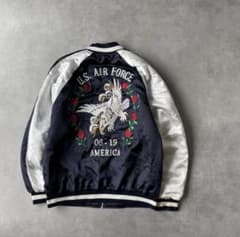 12835 USED 刺繍 US AIR FORCE スカジャンのサムネイル