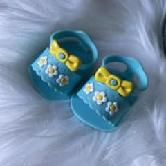 メルちゃん靴のサムネイル