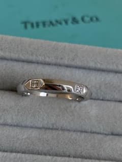 ティファニー 7.5号 トゥルーバンドリング PT950 5PD - メルカリ