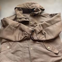GU マウンテンパーカー ブラウン Mサイズのサムネイル