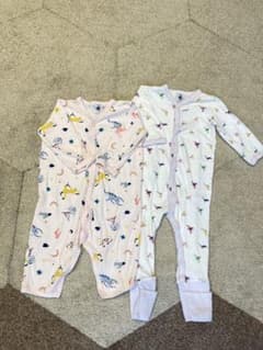PETIT BATEAU プチバトー　プリントロンパース　2枚セットですのサムネイル