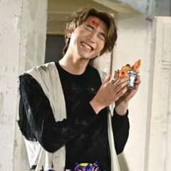 【出血大特価】仮面ライダーヴラム/ラキア39&40話着用衣装　ブルーニットL 出血大特価】仮面ライダーヴラム/ラキア39&40話着用衣装 ブルー