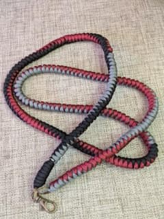 ハンドメイド★ショルダーストラップ 赤・グレー・黒長さ約132cmのサムネイル