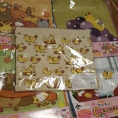 タヌキとキツネセットのサムネイル