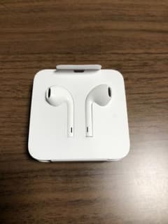 iPhone 8 純正イヤホンのサムネイル