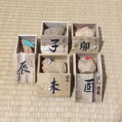 匿名配送】春日大社 奈良一刀彫 干支 5種類 木箱入り - メルカリ