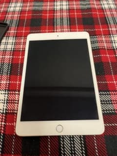 最終値下げ　iPad mini 4 WI-FI 128GB Gold ジャンクのサムネイル