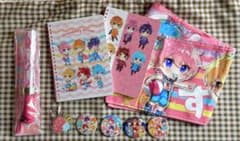すとぷり グッズセット 缶バッジ ノート ペンライトのサムネイル