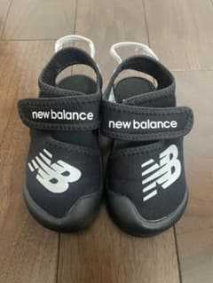 ニューバランス new balance サンダル 黒 15㎝のサムネイル