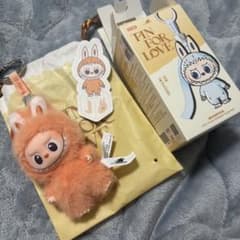 THE MONSTERS PIN FOR LOVE イニシャルラブブ「J」のサムネイル