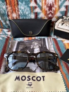 MOSCOT GELT 49 ブルーレンズ　定価52.800円 MOSCOT GELT 49 ブルーレンズ 定価52.800円 - メルカリ
