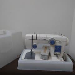 JANOME　804型　ミシンのサムネイル